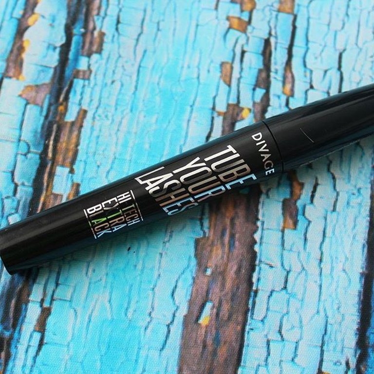 Divage Tube Your Lashes Hi Tech Mascara 04 Extra Black