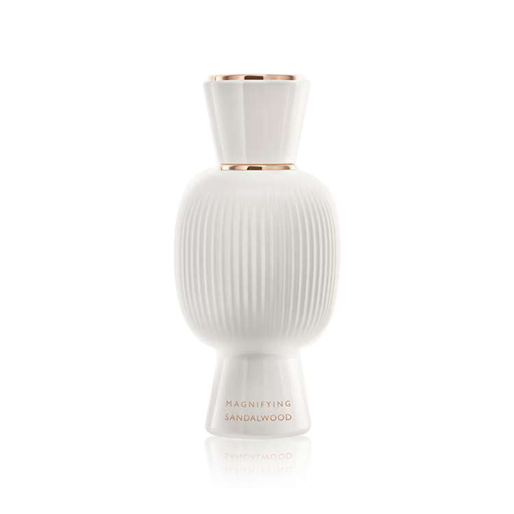 Magnifying Sandalwood
