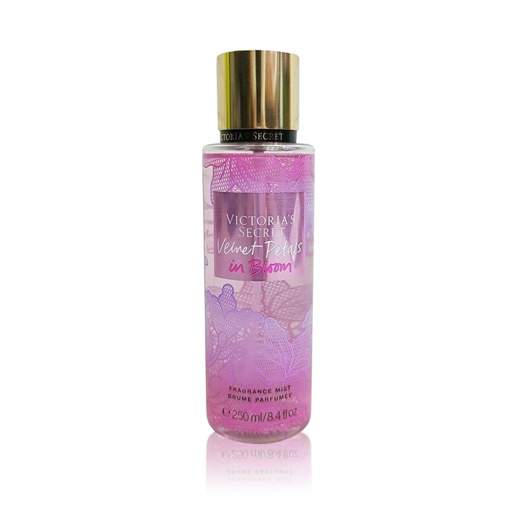 petals in bloom perfume